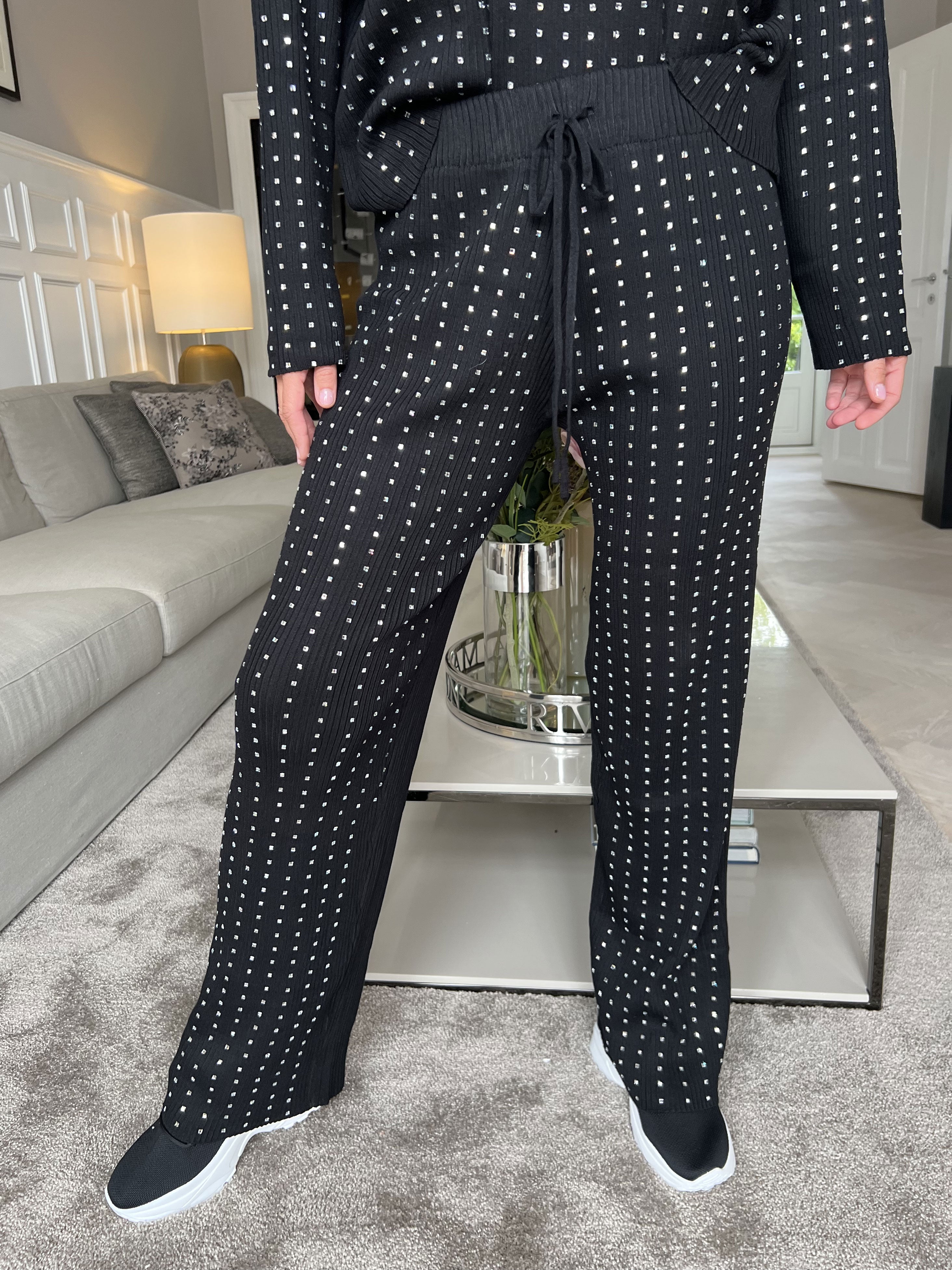 Neta - Lækkert striksæt med similisten